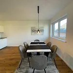 Fantastische Neue In Kruft!