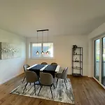 Fantastische Neue In Kruft! Appartement