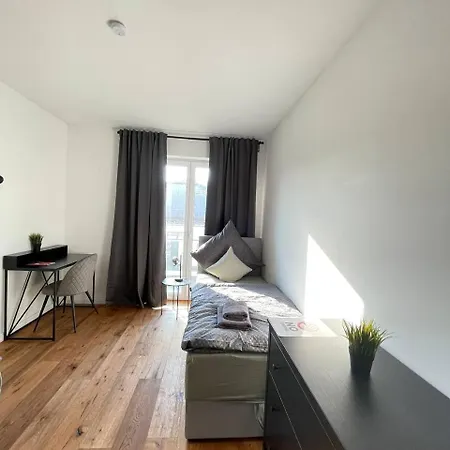 Fantastische Neue In Kruft!