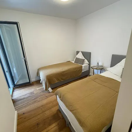 Fantastische Neue In Kruft! * Kruft