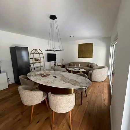 Apartament Fantastische Neue In Kruft! Kruft